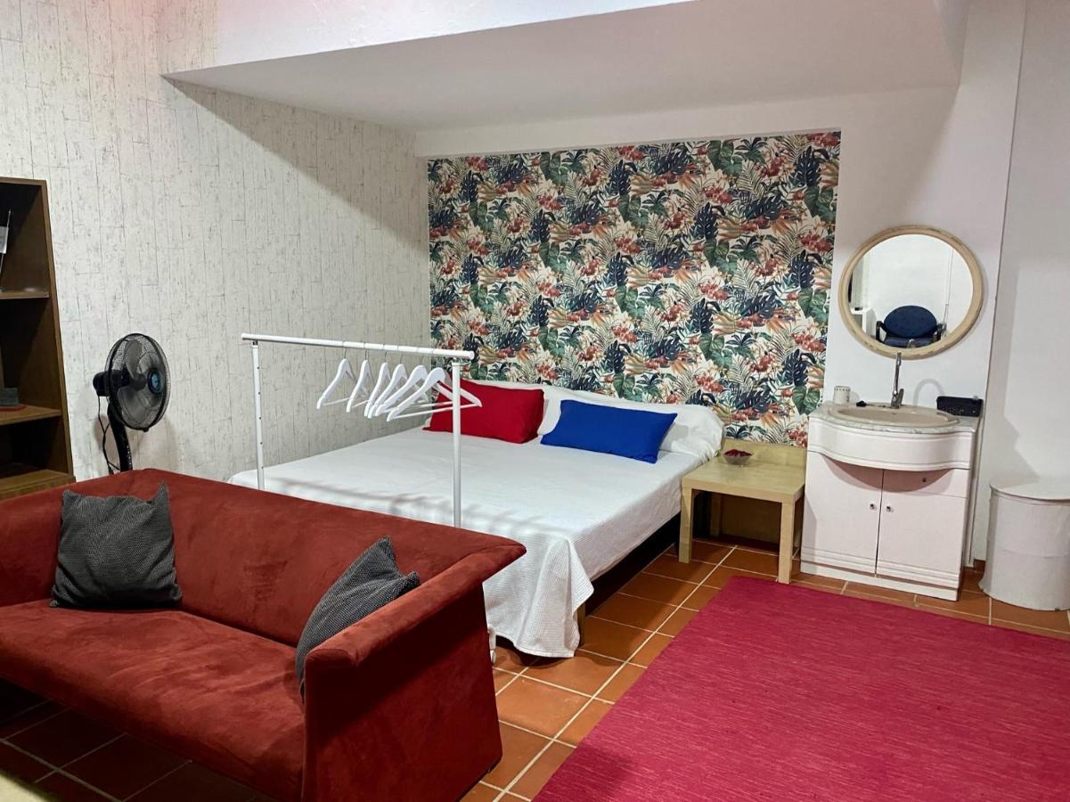 Castilleja , Casa-Apartamento Cerca Centro Sevilla Wifi Familias Trabajo Garaje كاستِيّيخا ذي لا كْوِ المظهر الخارجي الصورة