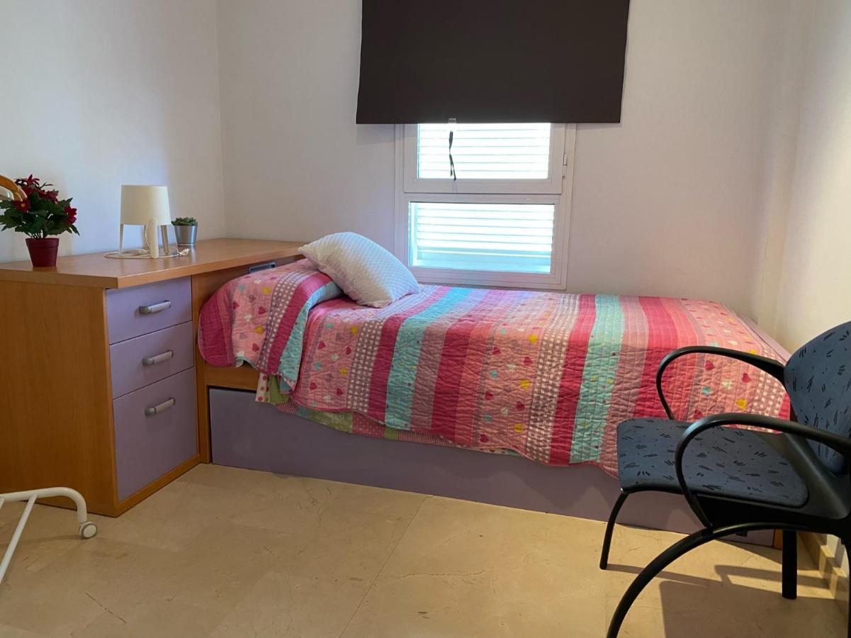 Castilleja , Casa-Apartamento Cerca Centro Sevilla Wifi Familias Trabajo Garaje كاستِيّيخا ذي لا كْوِ المظهر الخارجي الصورة