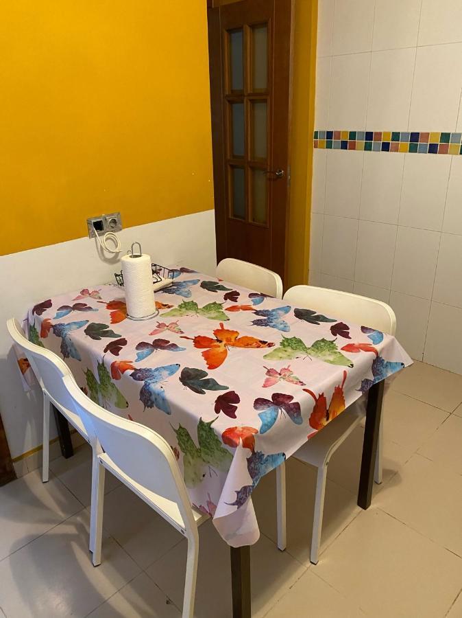 Castilleja , Casa-Apartamento Cerca Centro Sevilla Wifi Familias Trabajo Garaje كاستِيّيخا ذي لا كْوِ المظهر الخارجي الصورة