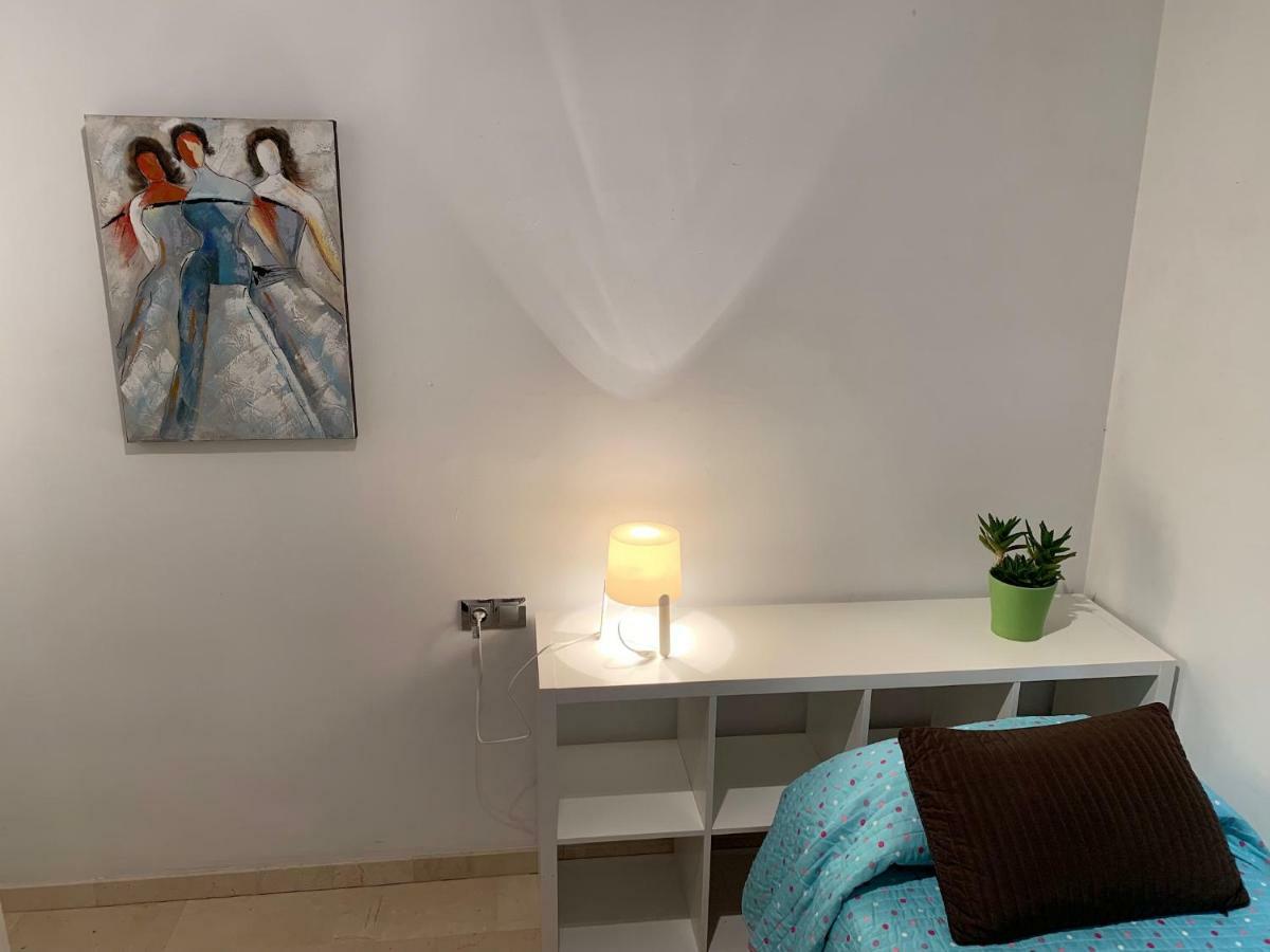 Castilleja , Casa-Apartamento Cerca Centro Sevilla Wifi Familias Trabajo Garaje كاستِيّيخا ذي لا كْوِ المظهر الخارجي الصورة