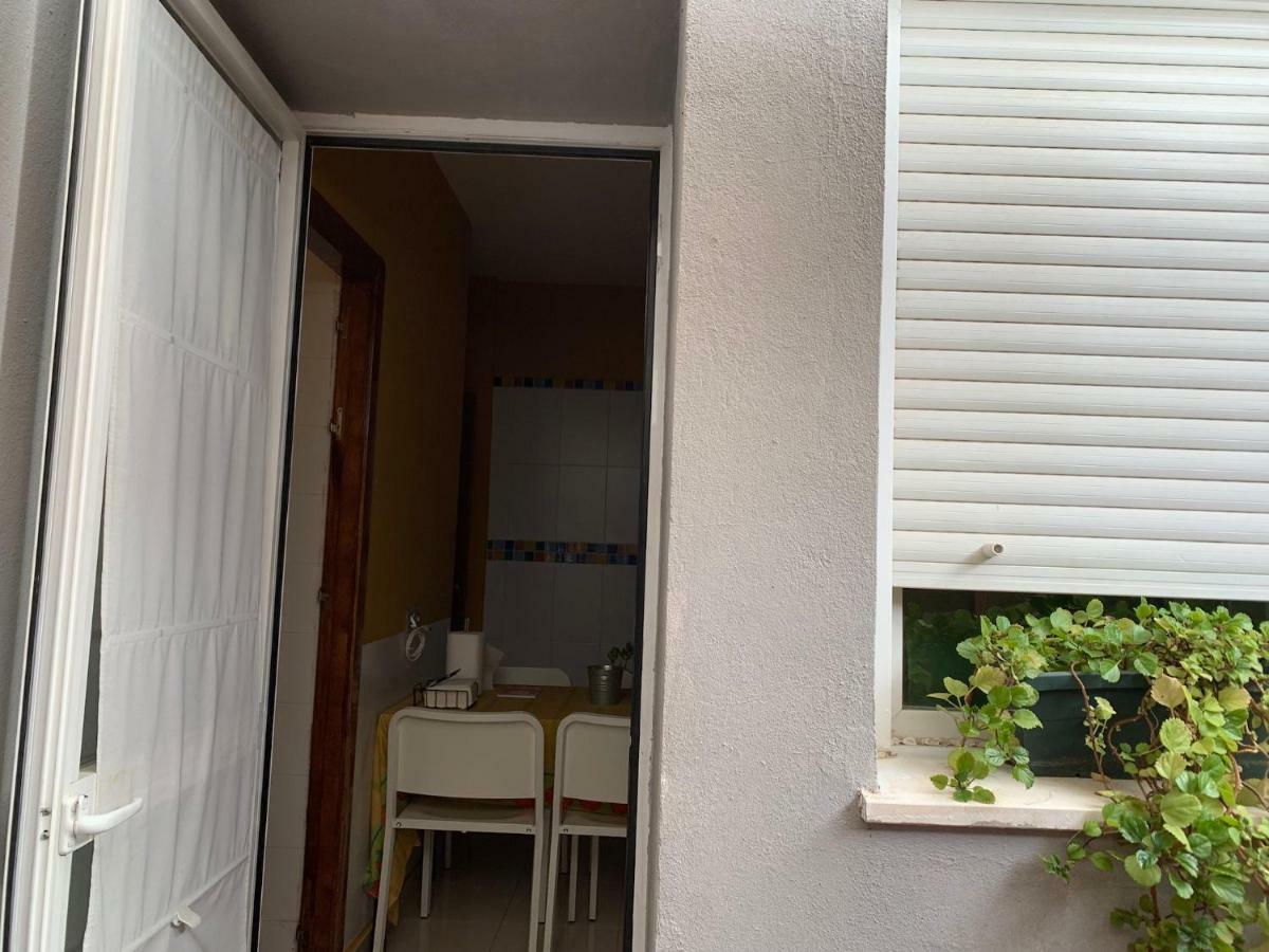 Castilleja , Casa-Apartamento Cerca Centro Sevilla Wifi Familias Trabajo Garaje كاستِيّيخا ذي لا كْوِ المظهر الخارجي الصورة