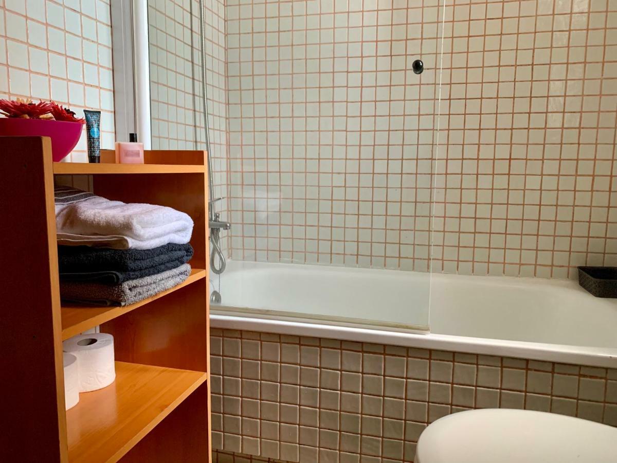 Castilleja , Casa-Apartamento Cerca Centro Sevilla Wifi Familias Trabajo Garaje كاستِيّيخا ذي لا كْوِ المظهر الخارجي الصورة